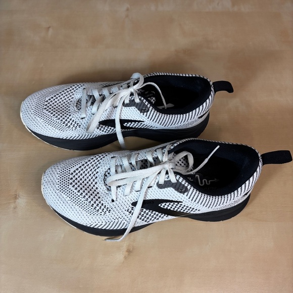 Brooks Revel 5 Women's Size 7.5 - Picture 4 of 9